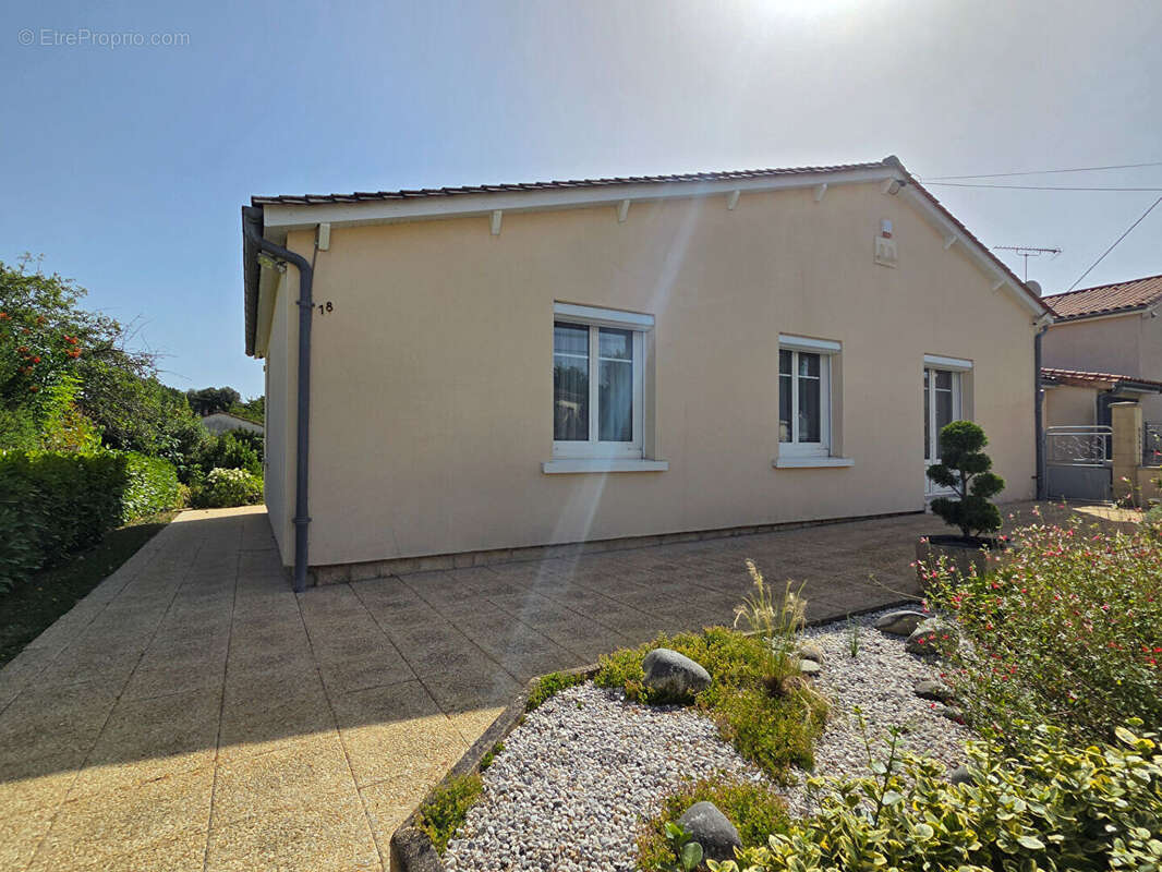 Maison L Isle D Espagnac 5 pièce(s) - photo 7