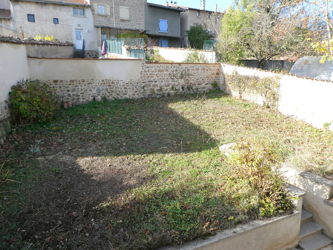 Maison à HAUTE-RIVOIRE