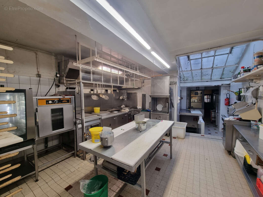 Commerce à MORTAGNE-AU-PERCHE