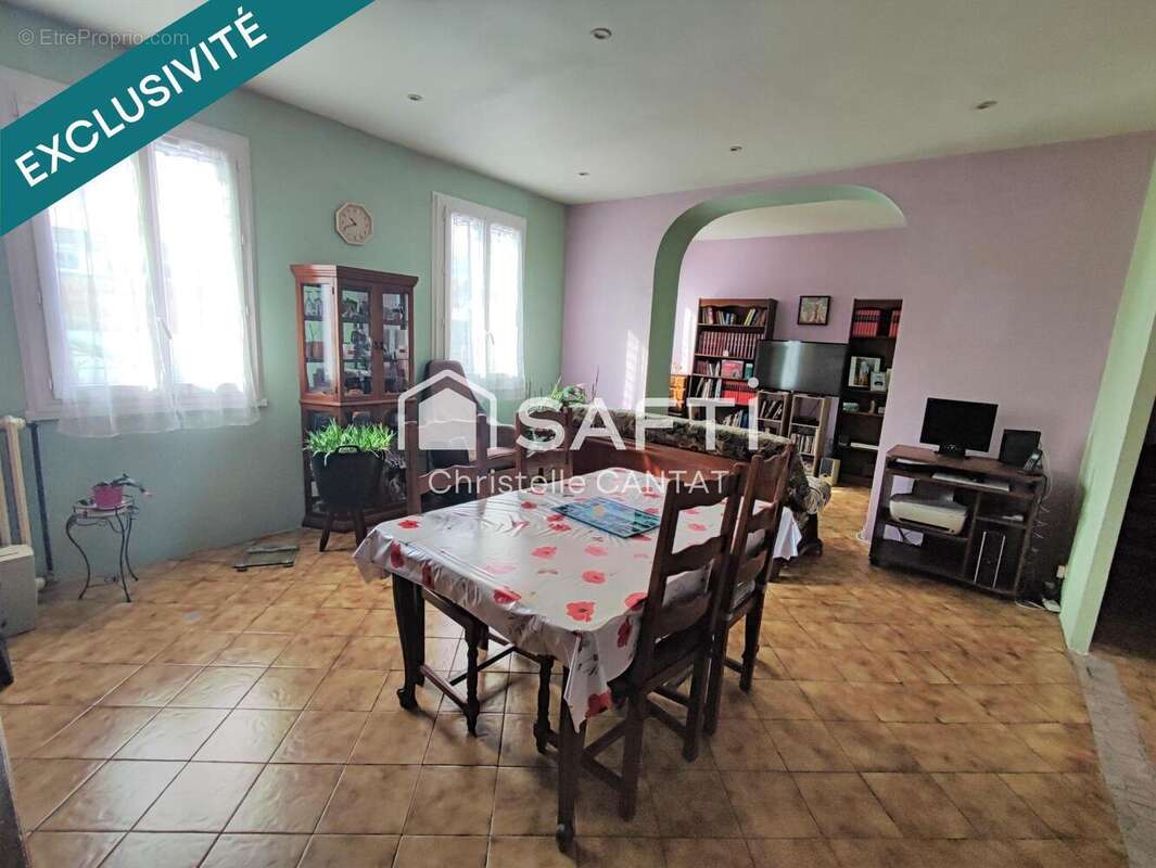 Photo 2 - Maison à COMMENTRY