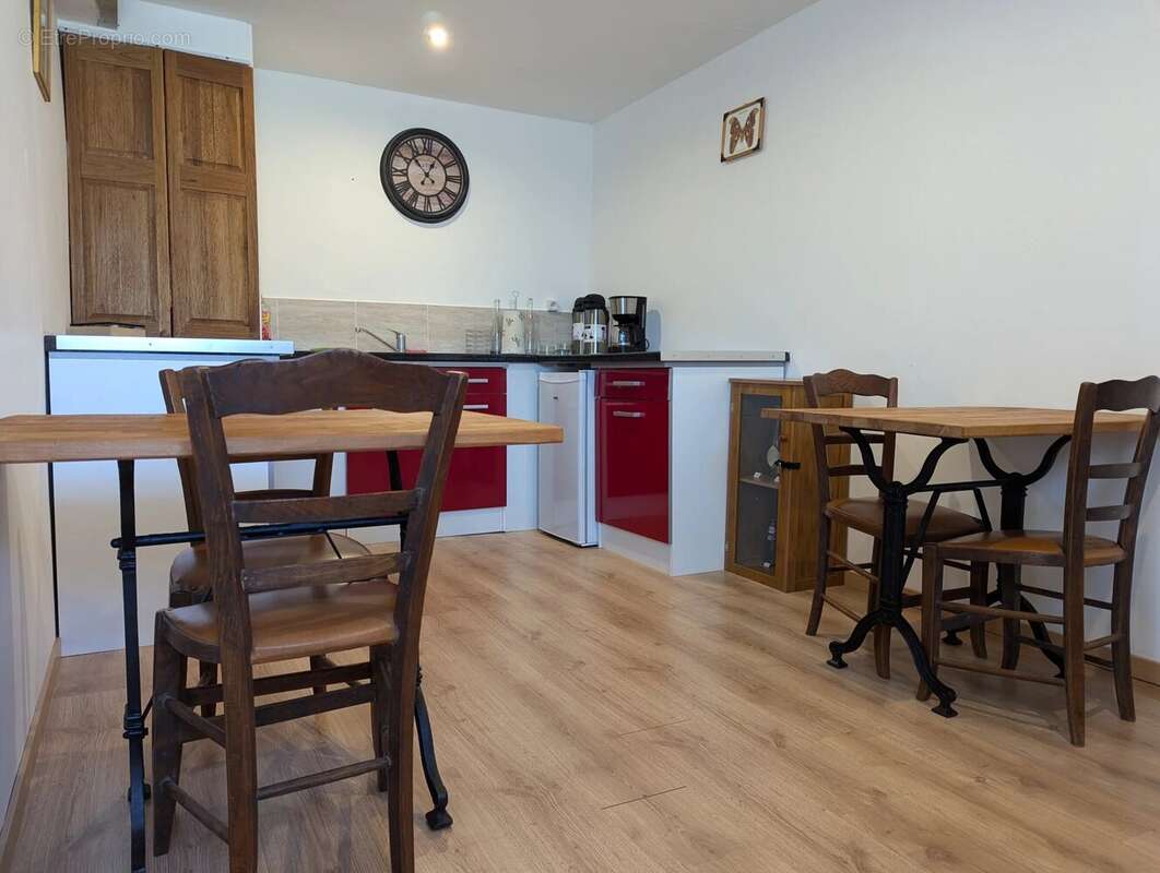 Belle propriété de caractère avec une maison pour les invités et un lac de pêche exceptionnel - photo 11