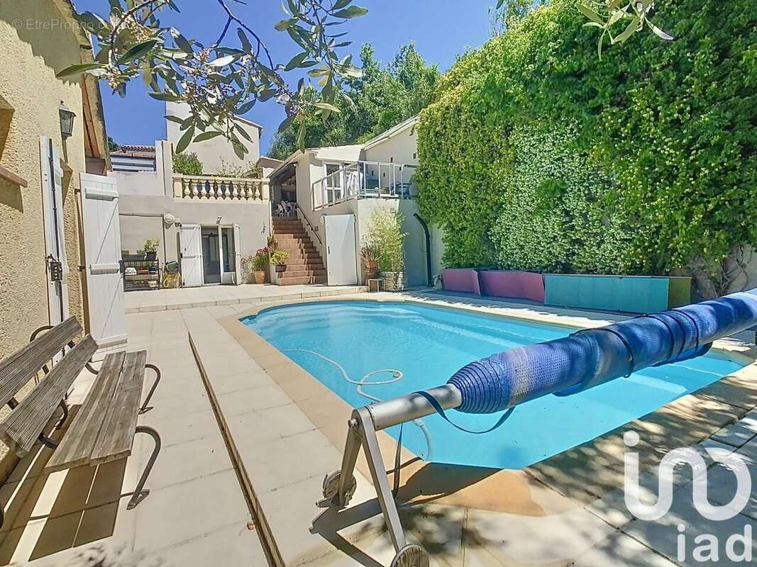 Photo 2 - Maison à MARSEILLE-16E