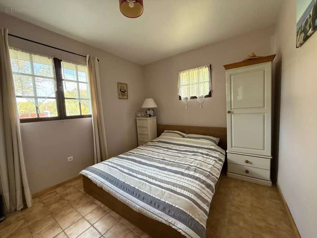 Maison à SAUVETERRE-DE-BEARN