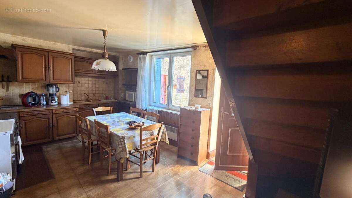 Villecloye maison 3 chambres avec grange, atelier, garage et beau terrain - photo 27