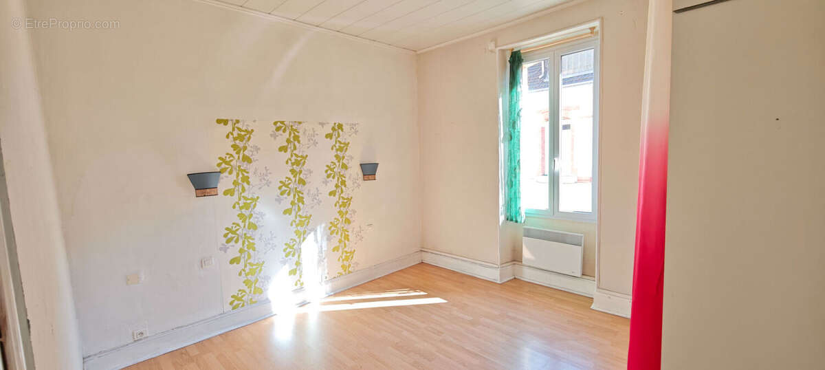 Grand appartement T4 avec extérieur et garage véhicule - photo 10