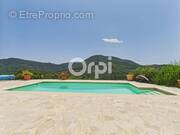 Maison à LES ADRETS-DE-L&#039;ESTEREL