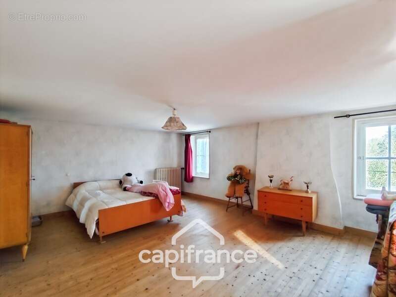 Maison à BESSE-SUR-BRAYE