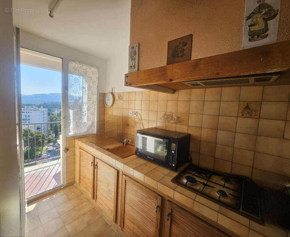 Appartement à MARSEILLE-12E