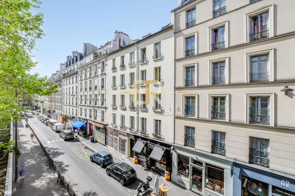 Appartement à PARIS-11E