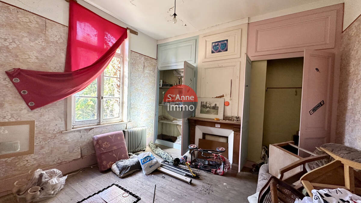 Maison à FREMONTIERS