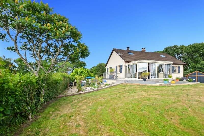 Maison sur sous-sol de 156 m2avec terrain de 4283 m2 à  ANTULLY (71) - photo 25