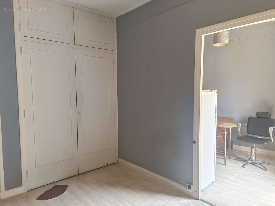 Peage de roussillon - immeuble - 140m2 - photo 6
