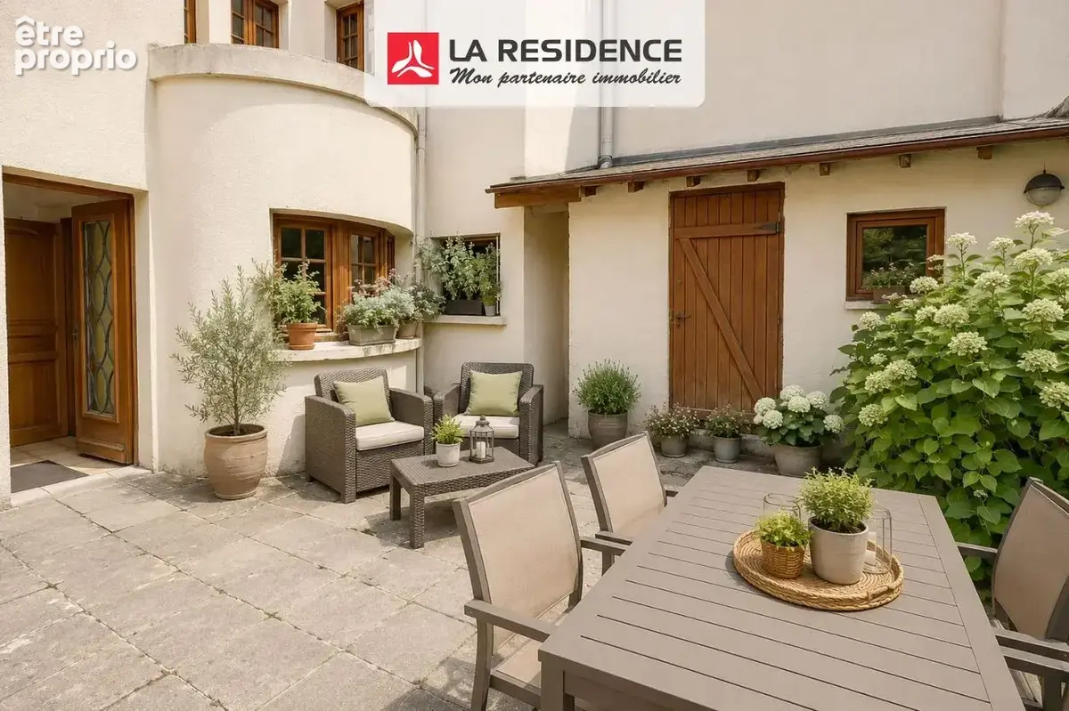 Maison 140 m² à Le Chesnay  - photo 1