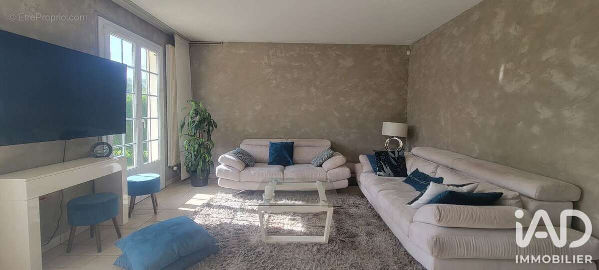 Photo 9 - Maison à LE MESNIL-ESNARD