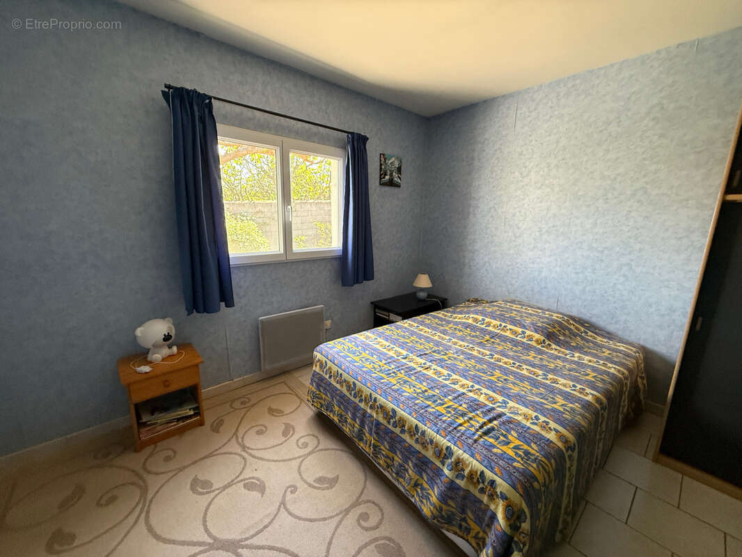 Maison à MEYNES
