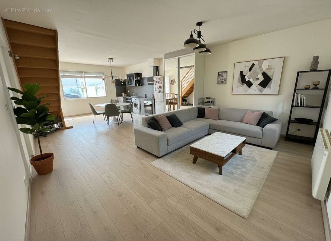 Maison à SAINT-JORY