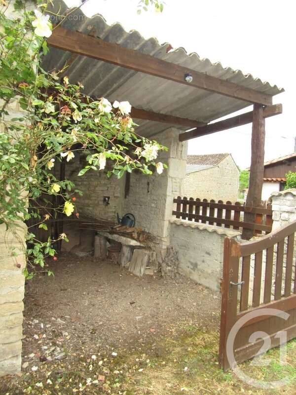 Maison 77 m² à Ensigne  - photo 9