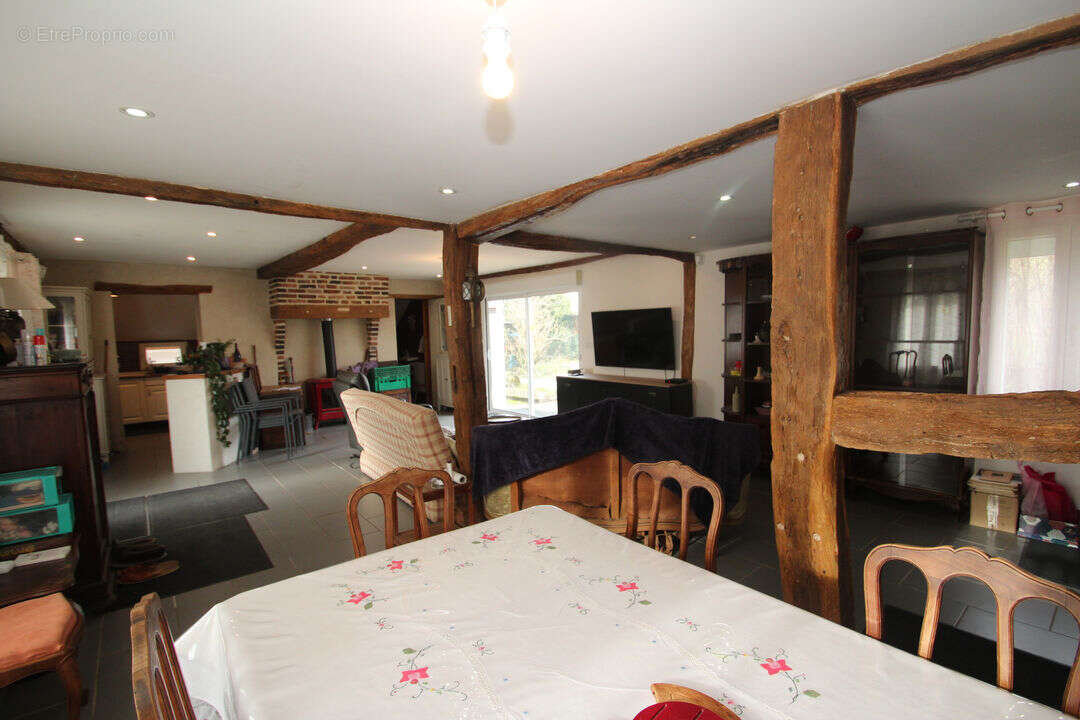 Maison à CHARRIN