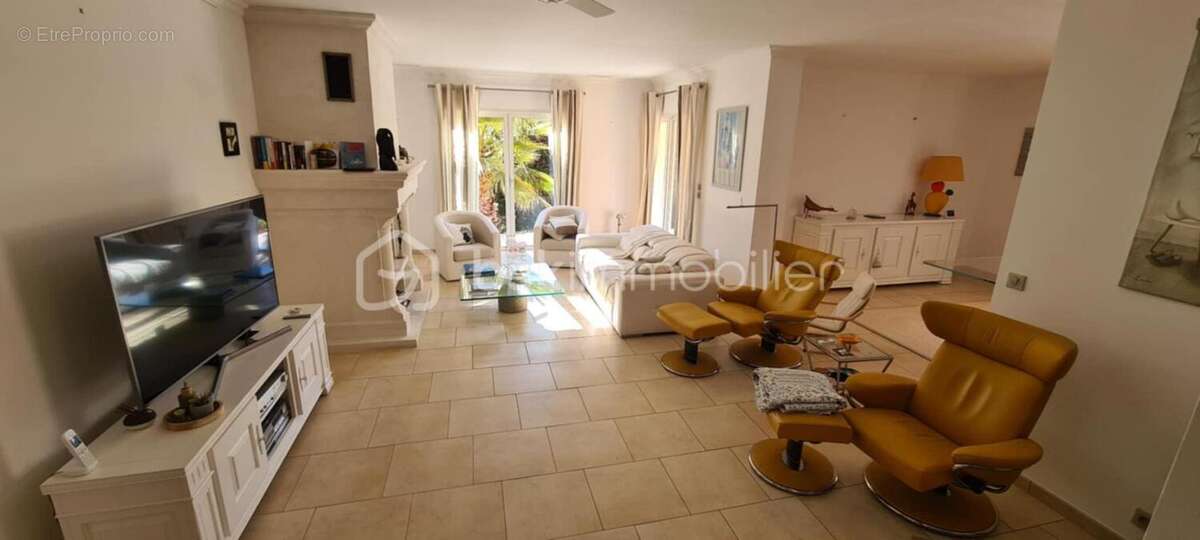 Maison à SAINT-THEODORIT