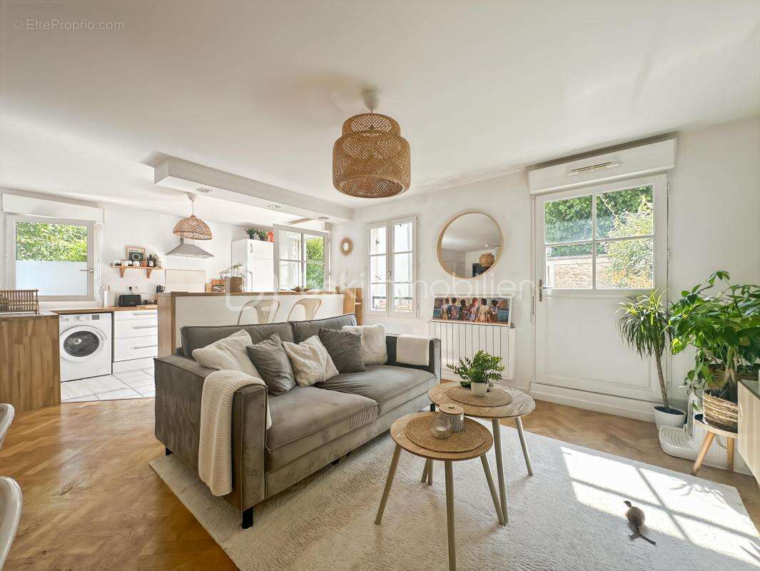 Superbe appartement avec jardin, cave et parking - photo 3