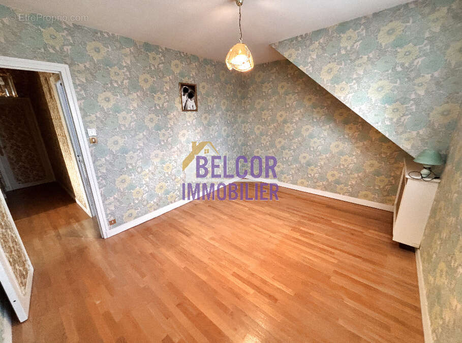 7 pièces - 160 m2 (à 15 min de Malesherbes RER D) - photo 16