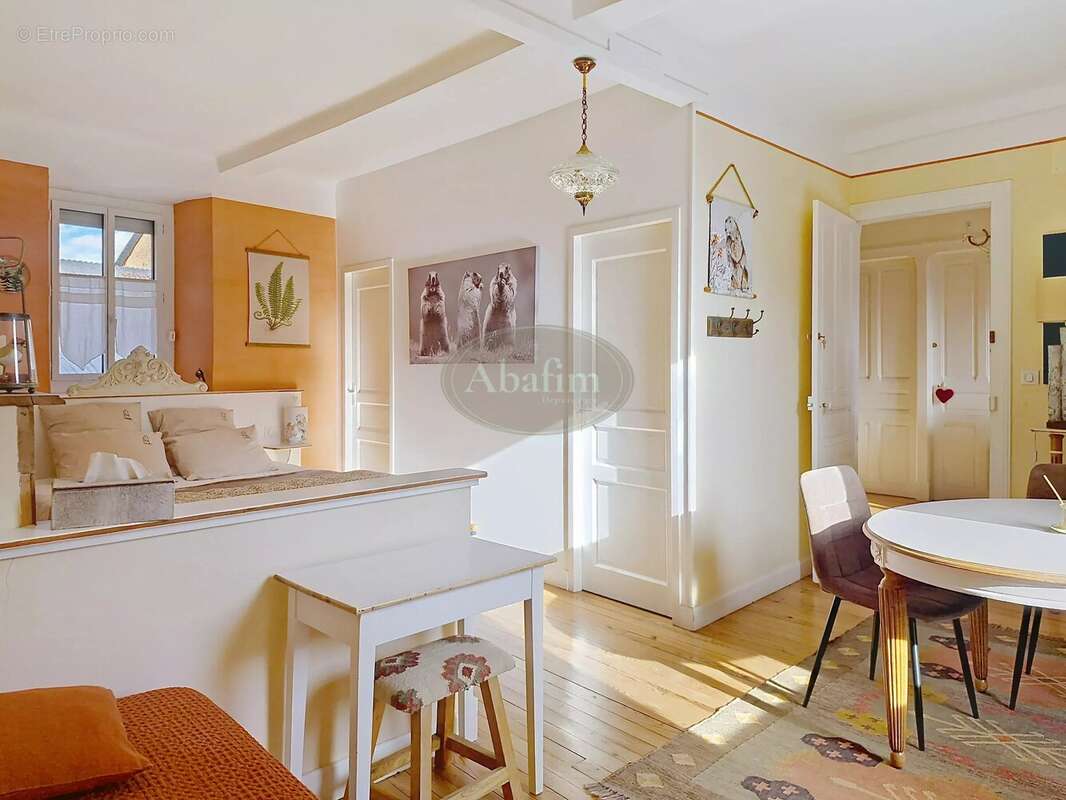 Maison à LUZ-SAINT-SAUVEUR