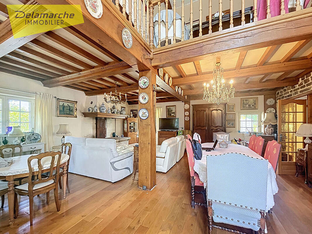 Maison à SAINT-SAUVEUR-LA-POMMERAYE