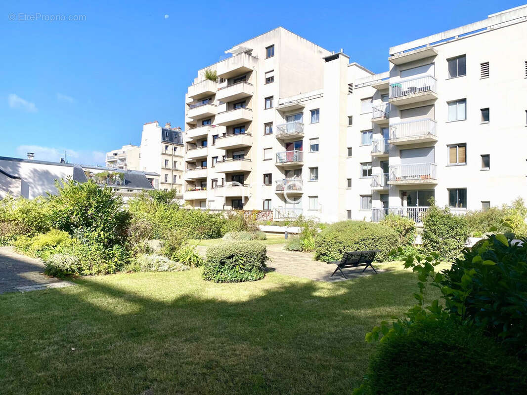 Appartement à ASNIERES-SUR-SEINE