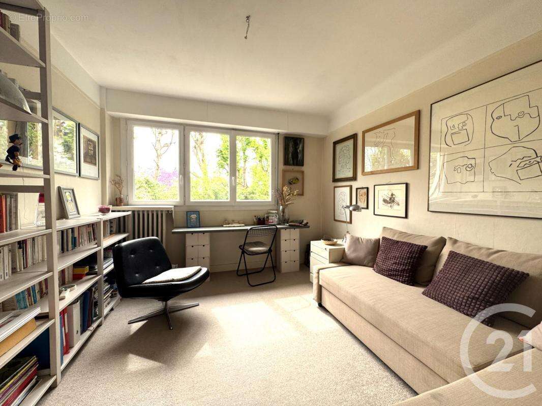 Appartement à FONTENAY-SOUS-BOIS