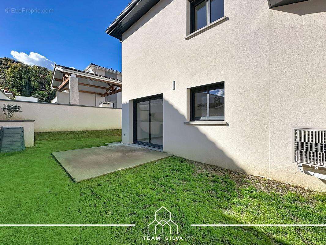 Maison à SAINT-ROMAIN-EN-GAL