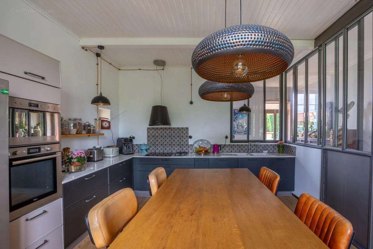 Maison à VILLEFRANCHE-SUR-SAONE