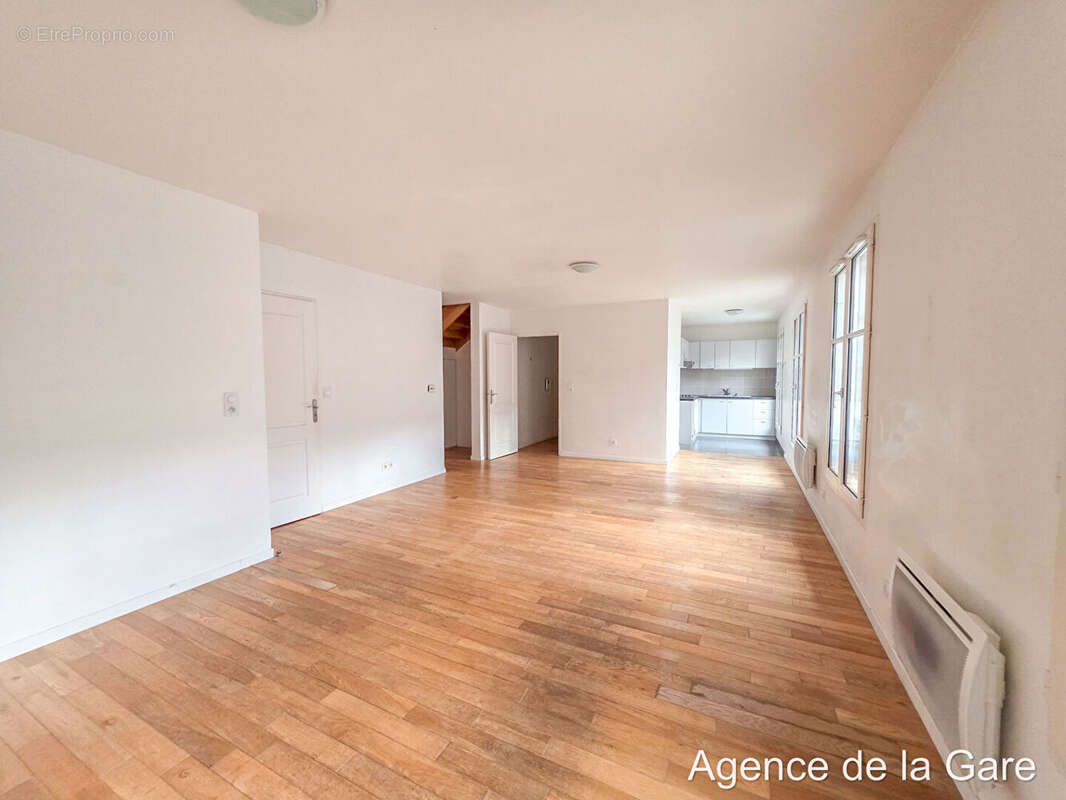 Appartement à MAISONS-LAFFITTE