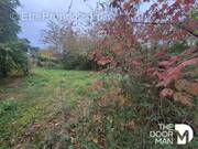 Terrain à LES ESSARTS-LE-ROI