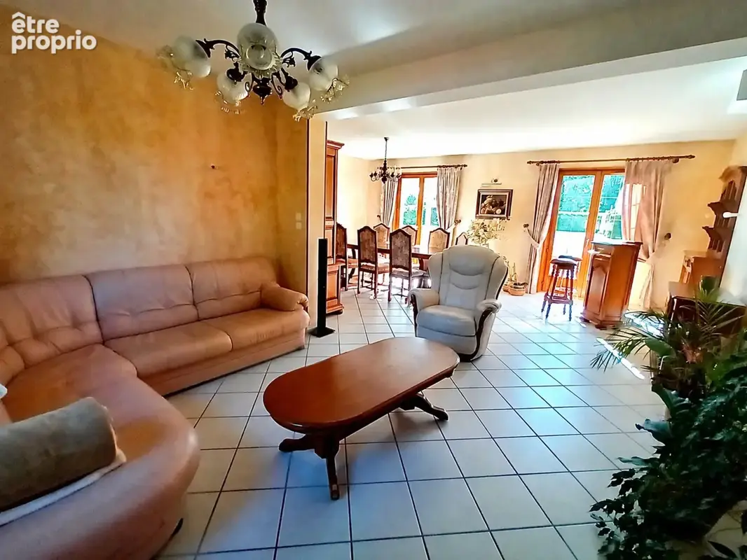 DRACY-LE-FORT 71460 - Maison de 167 m² - 3-4 chambres - Terrain clos de 1500 m² - Double garage - photo 5