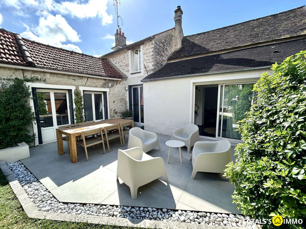 Maison à CELY