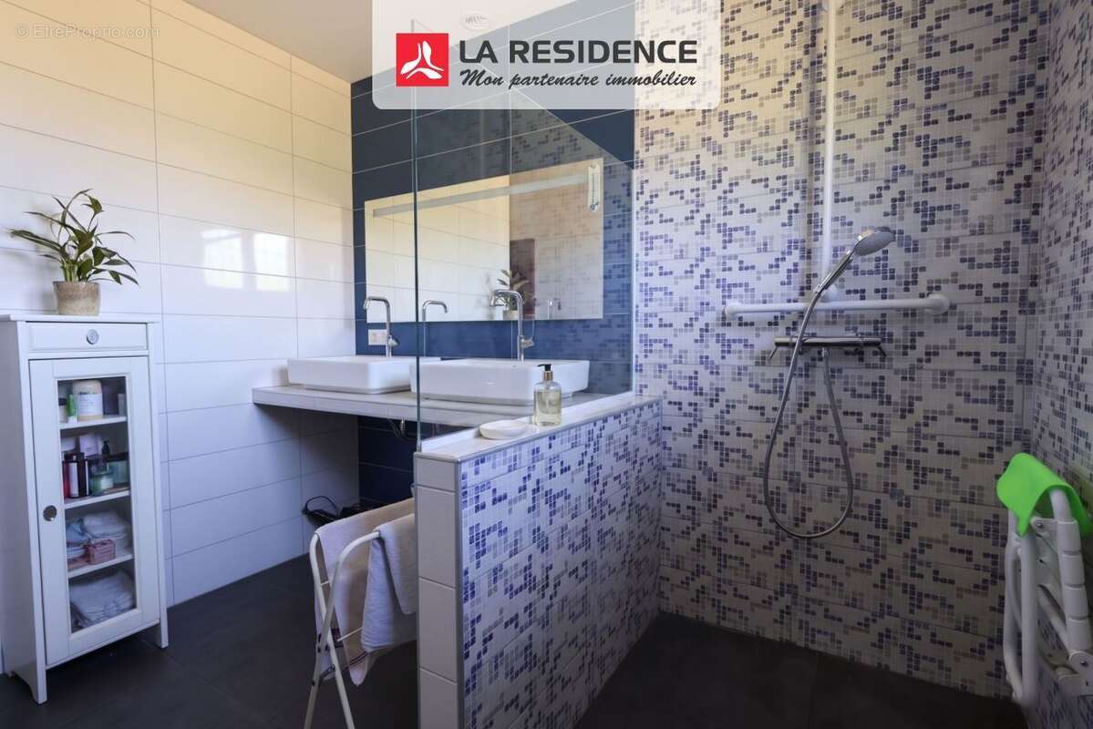 Maison 107 m² à Etoile-Sur-Rhone  - photo 9