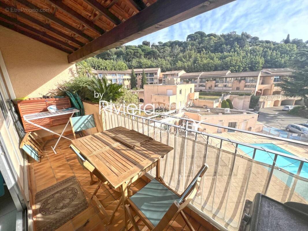 Appartement à LA CROIX-VALMER