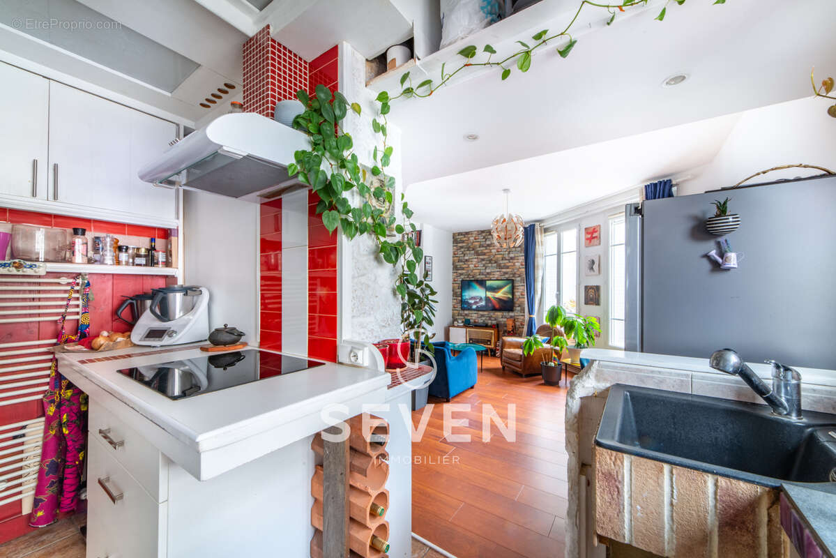 Appartement à CLICHY