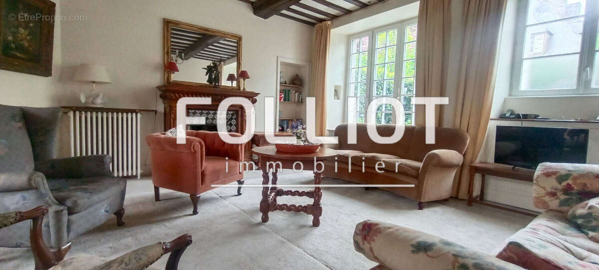 Maison à VILLEDIEU-LES-POELES