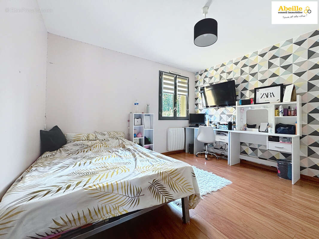 Maison à SAINT-CHERON