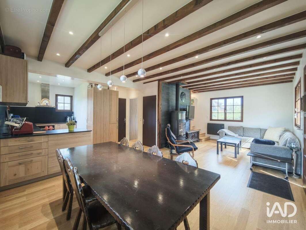 Photo 3 - Maison à MORILLON