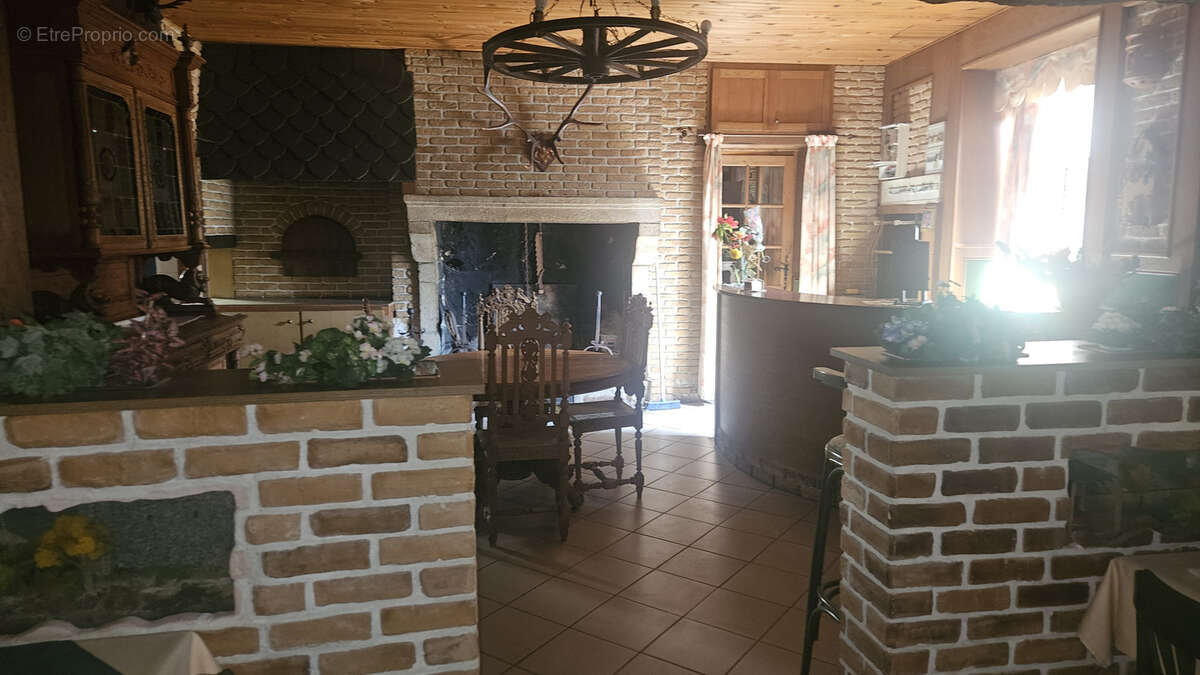 Appartement à CHATEAUPONSAC