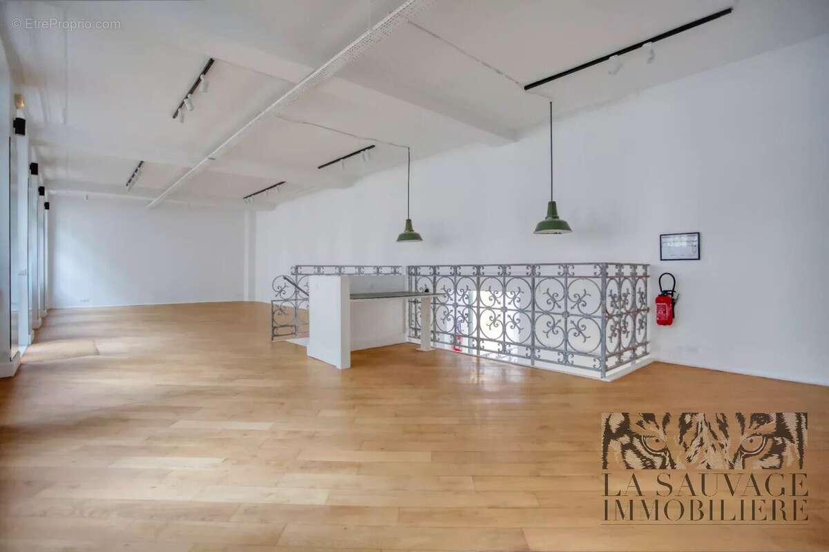 Appartement à PARIS-3E