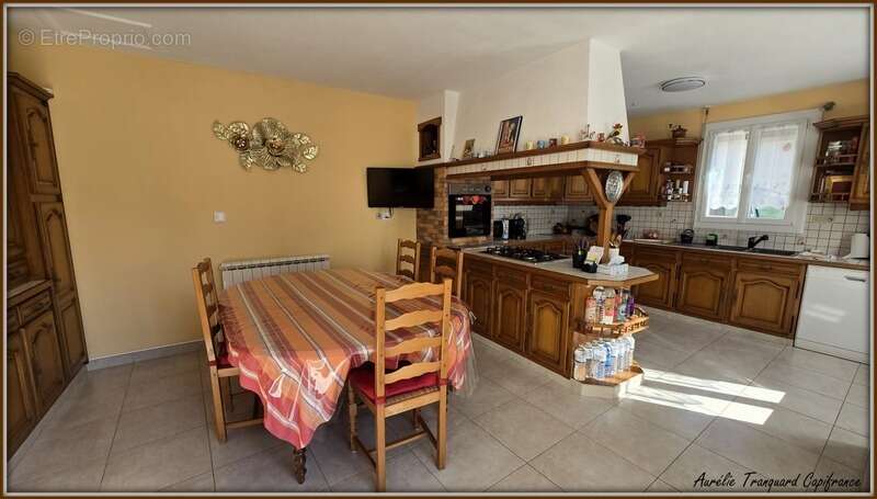 Maison à vendre 6 pièces proche de AULNAY (17), vie PLAIN PIED avec DEPENDANCE environ 100m² - photo 10