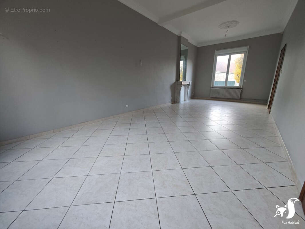 Maison 252 m² à Iwuy  - photo 3