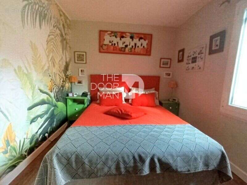 Appartement à SIX-FOURS-LES-PLAGES