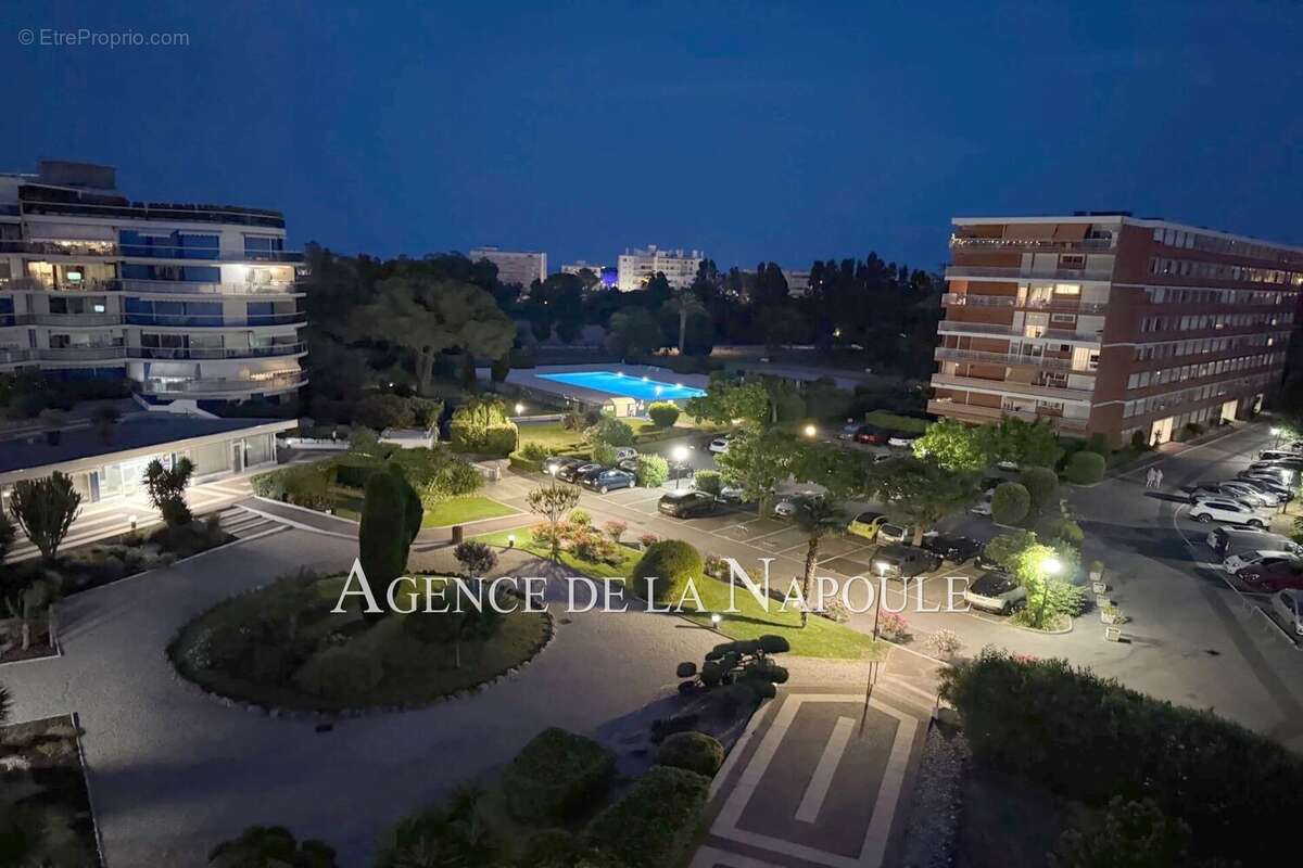 Appartement à MANDELIEU-LA-NAPOULE