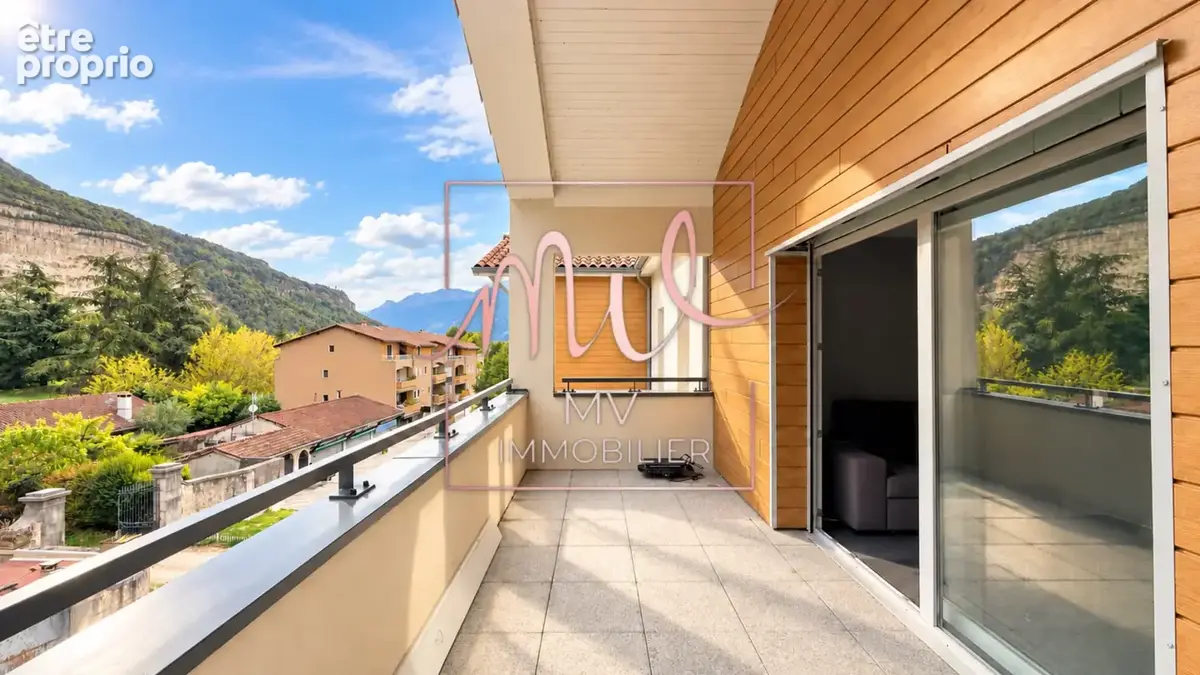 Photo Appartement à La Buisse au prix de 145 000€