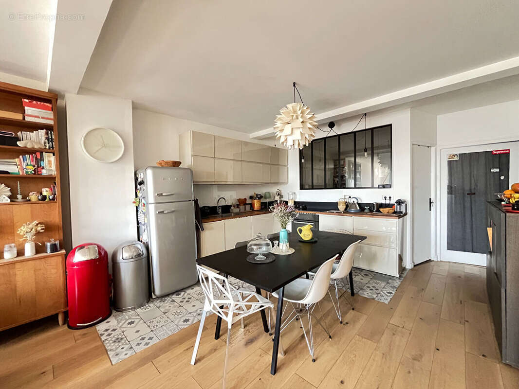 Appartement à SURESNES