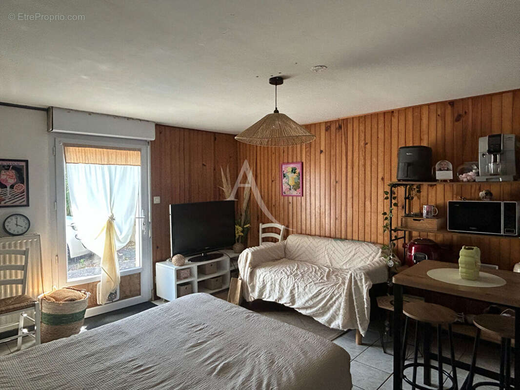 Maison à L'ILE-D'ELLE